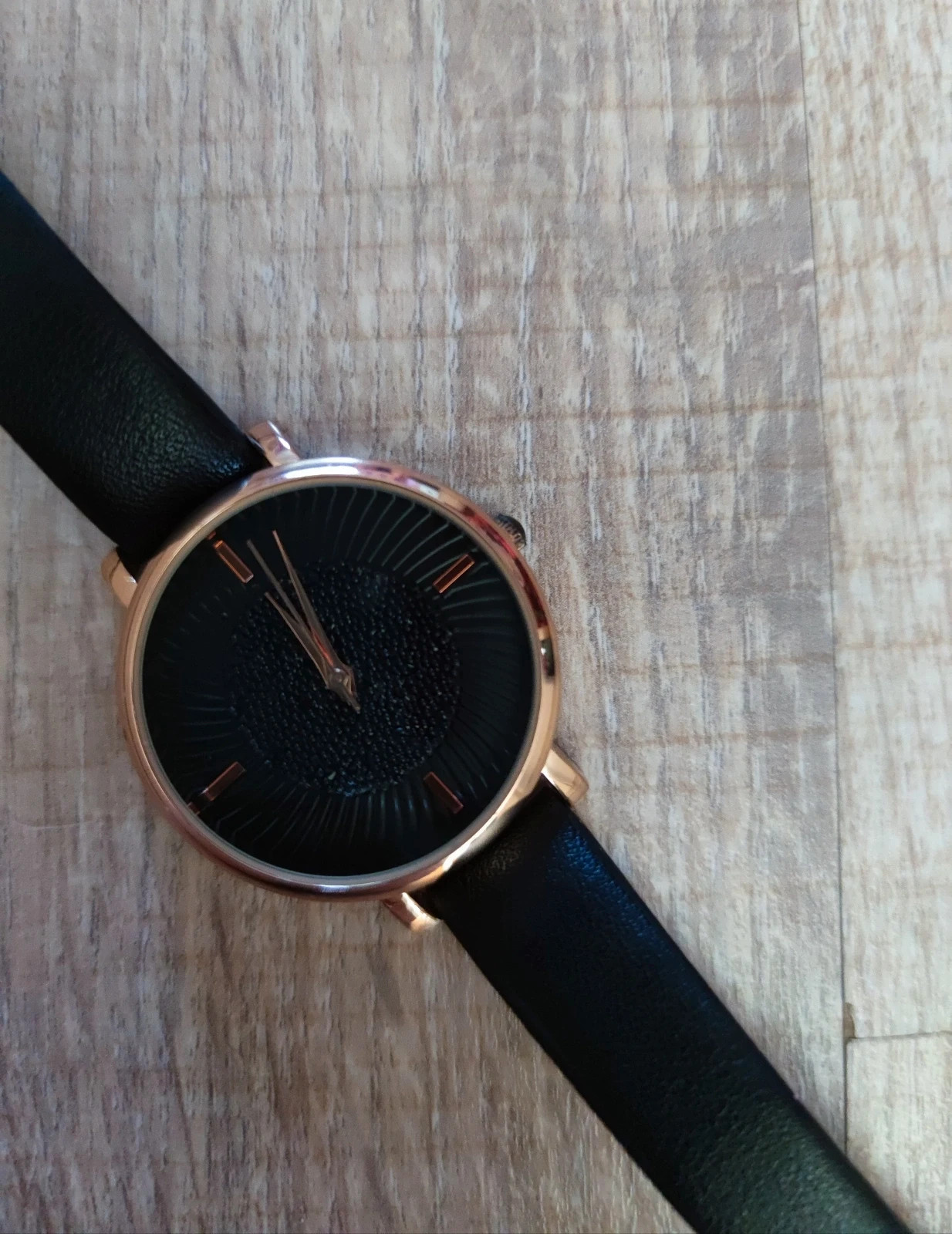 Minimalista stílusú női quartz divatóra (fekete/rose gold) 2
