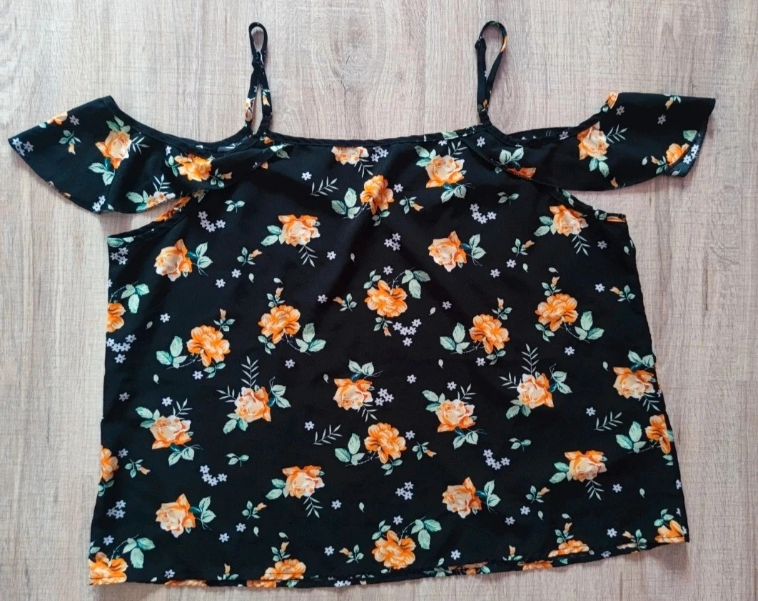 Újszerű Shein Curve 2XL pántos nyári felső 2