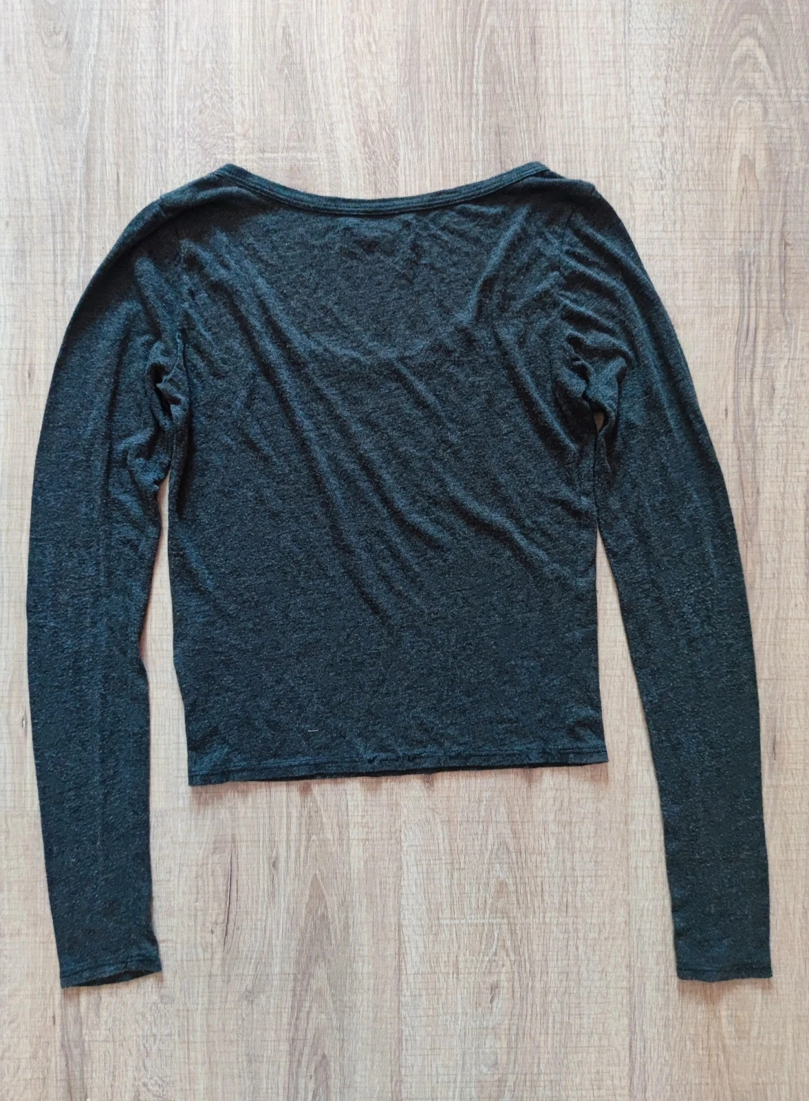 Hollister M-es Y2K hosszúujjú crop felső/haspóló 2