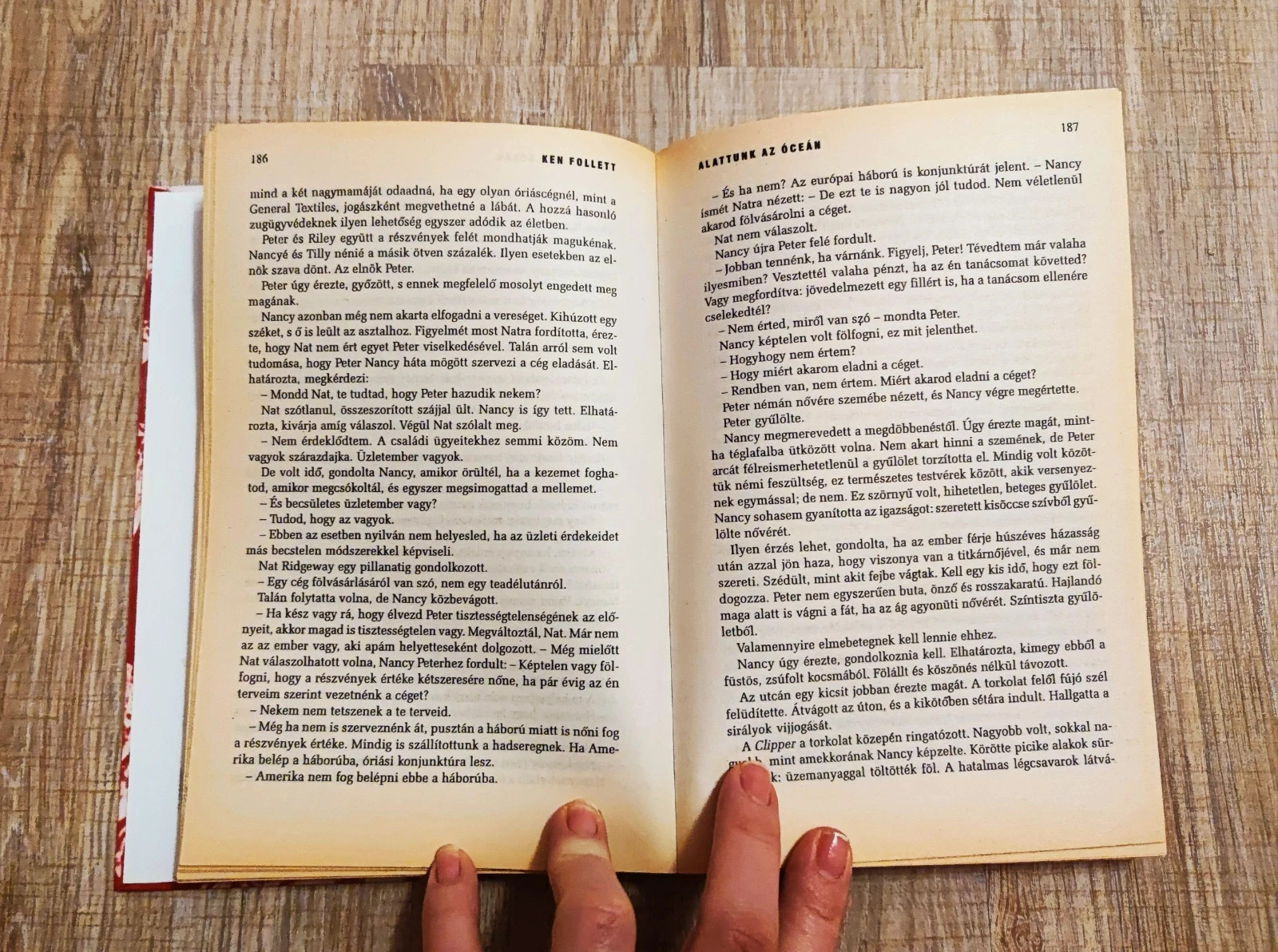 🎁 Ajándék: Ken Follett- Alattunk az óceán 🎁 4