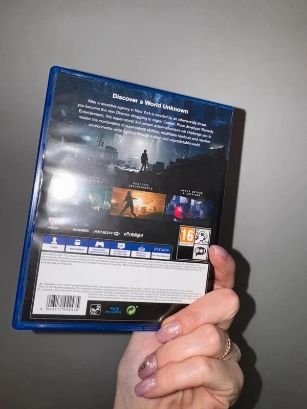 Control PS4 – eredeti, szép állapotban, PlayStation-exkluzív tartalom 2