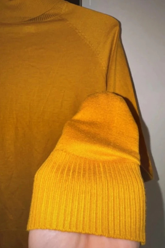 Mustársárga H&M garbó - S 3