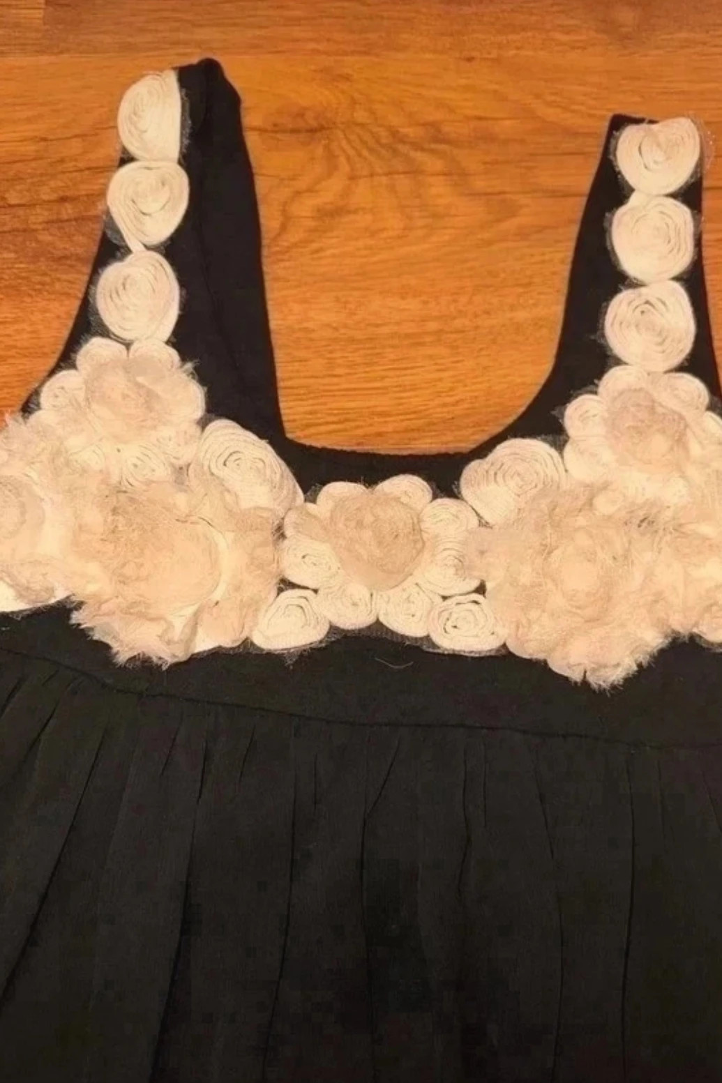 ASOS fekete elegáns ruha textilvirágokkal - S/ 36 3