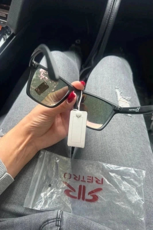 Retro Jeans férfi napszemüveg – fekete, tükrös lencsével 3