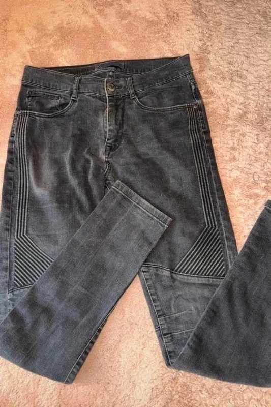 Zara Man férfi szürke farmer – W31 / EUR 40 2