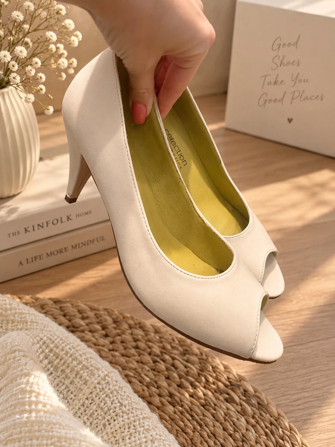 Fehér peep toe magassarkú – bpc selection 🤍 1