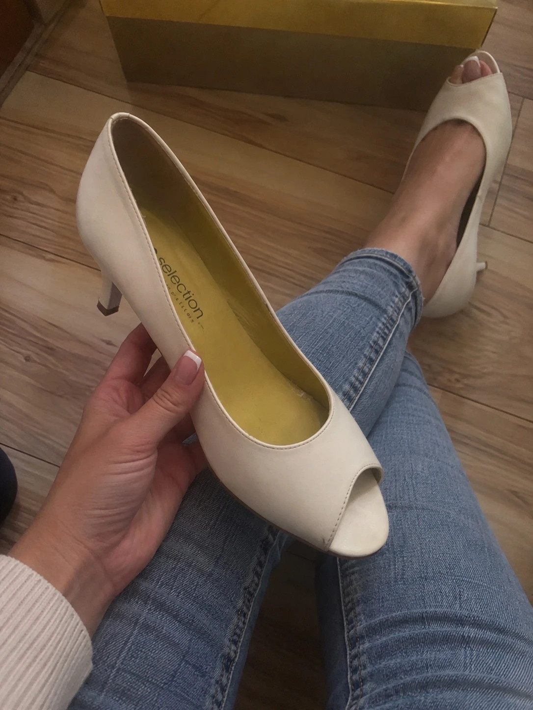 Fehér peep toe magassarkú – bpc selection 🤍 3