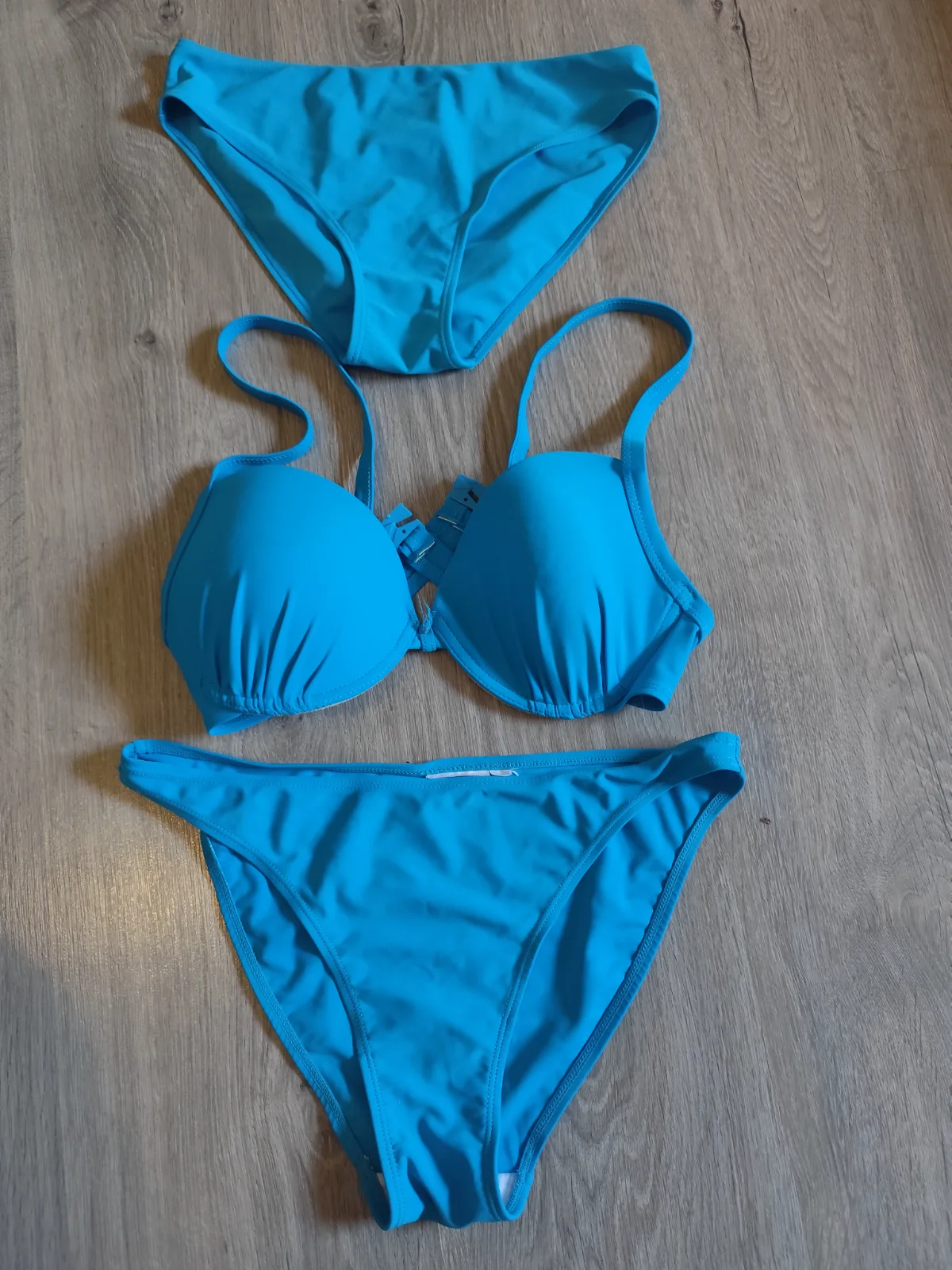 75C kosaras S bikini 2