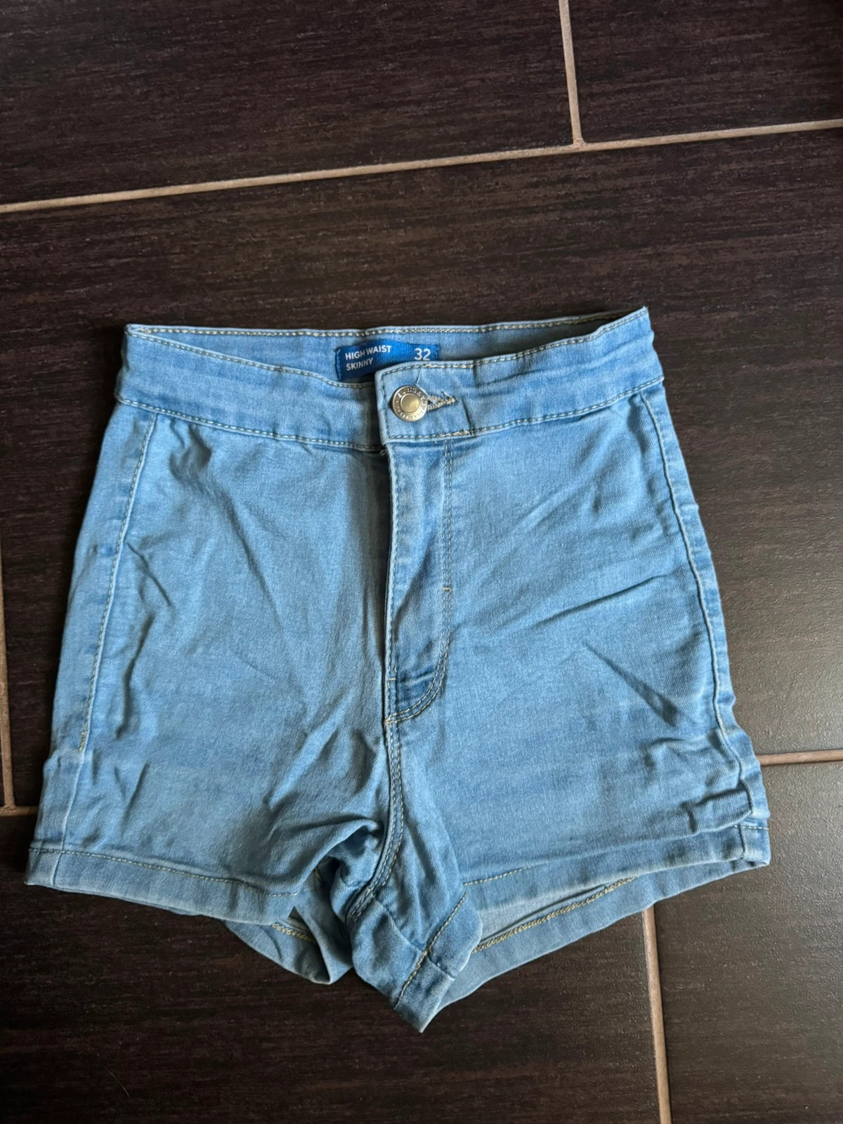 High-waist Farmer rövidnadrág 1