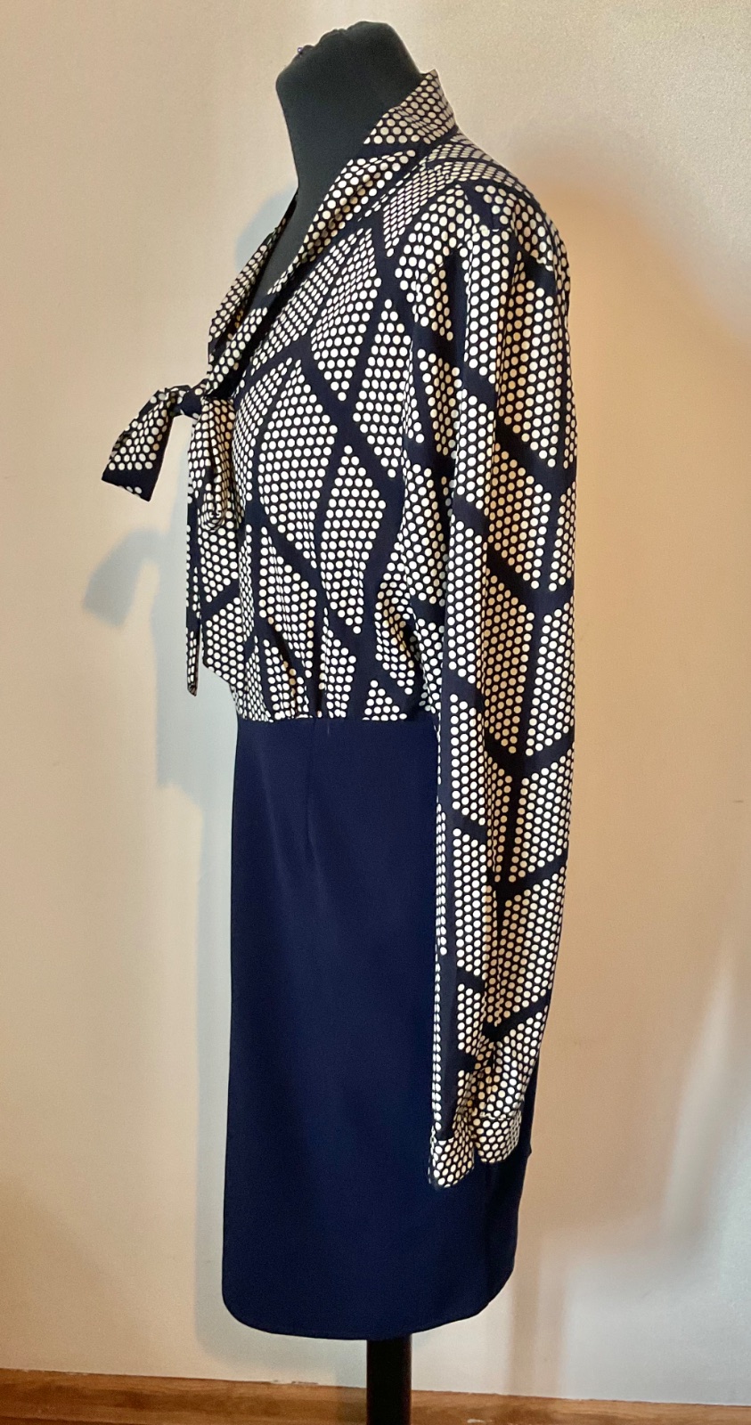 Elegáns ruha L 40-42 3
