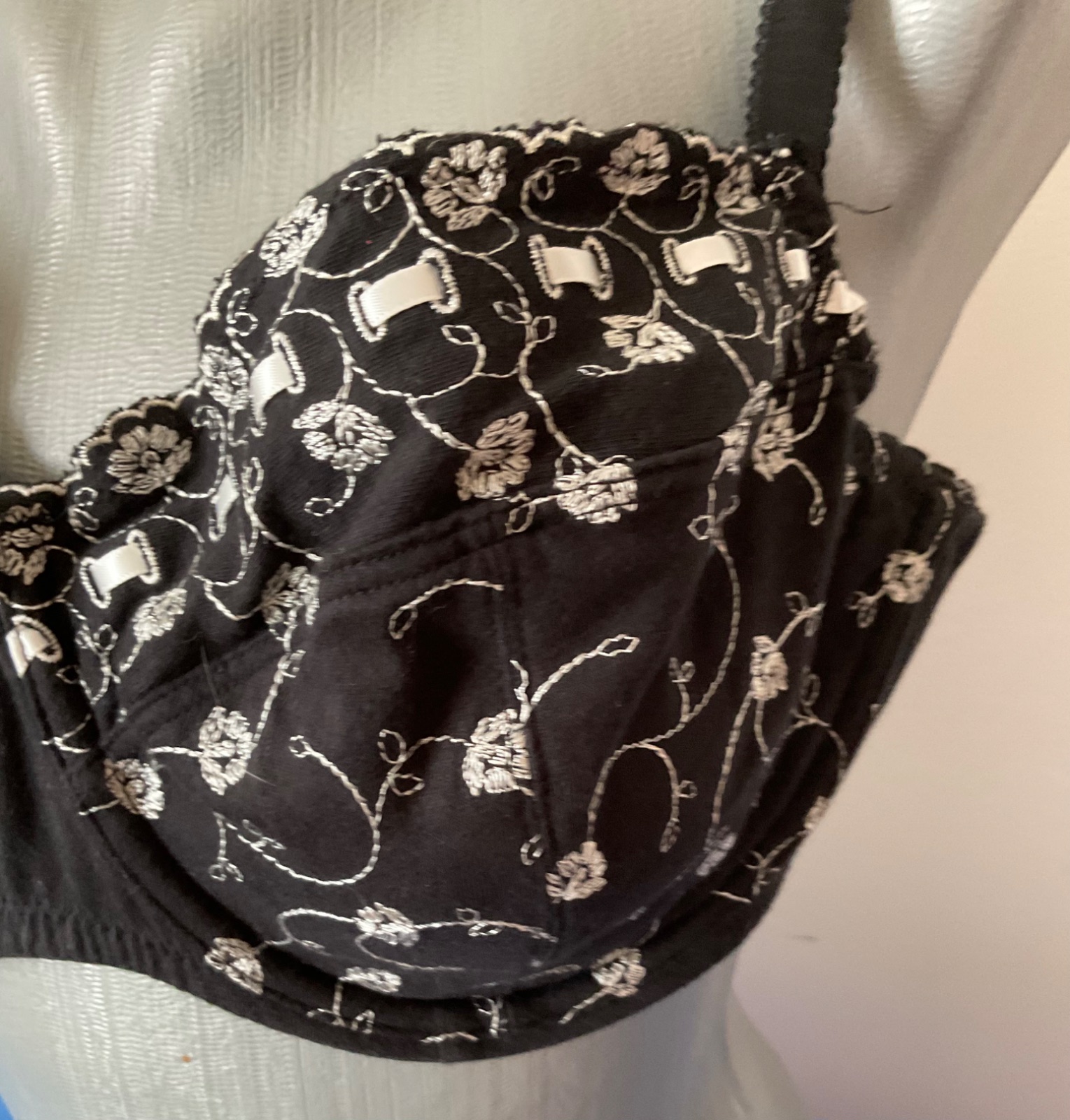 Melltartó 90/C 3