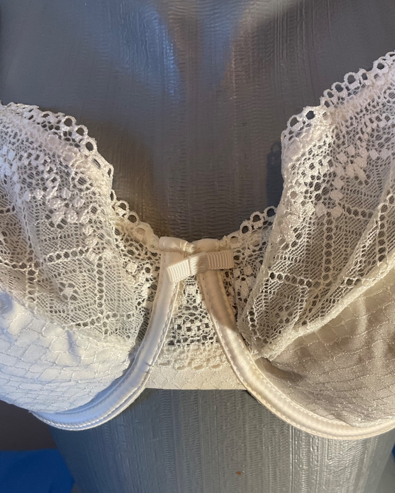 Melltartó 90/F Secret 2