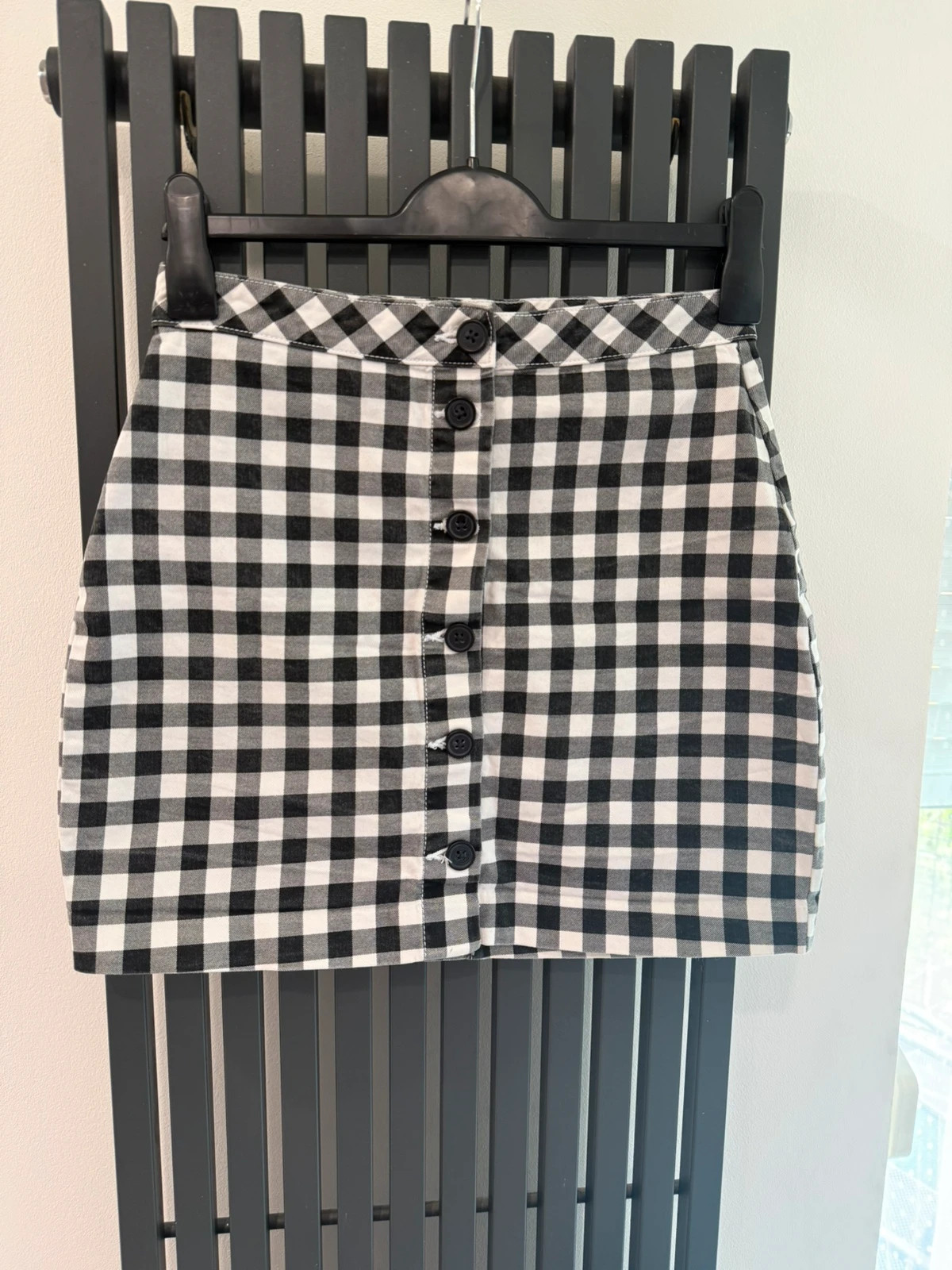 Fekete-fehér kockás (gingham) H&M miniszoknya 2