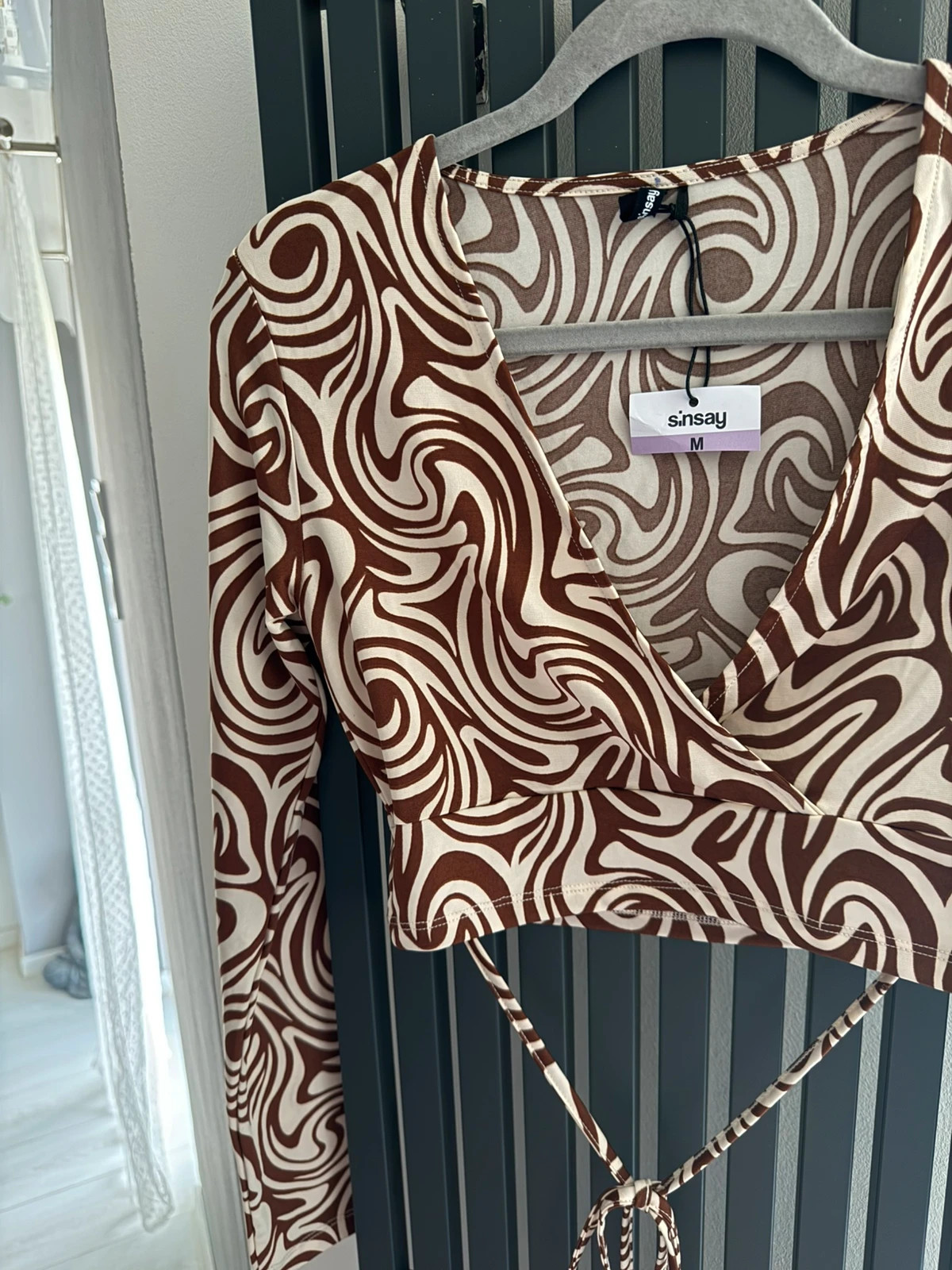 Sinsay márványmintás crop top - M méret 2