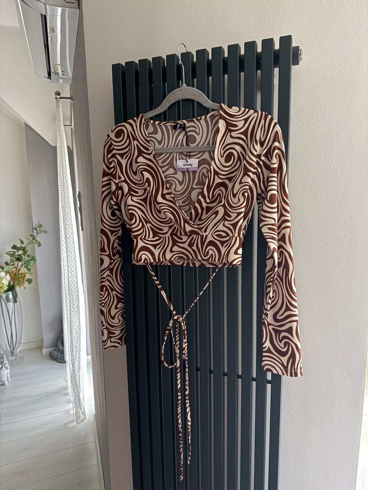 Sinsay márványmintás crop top - M méret 1