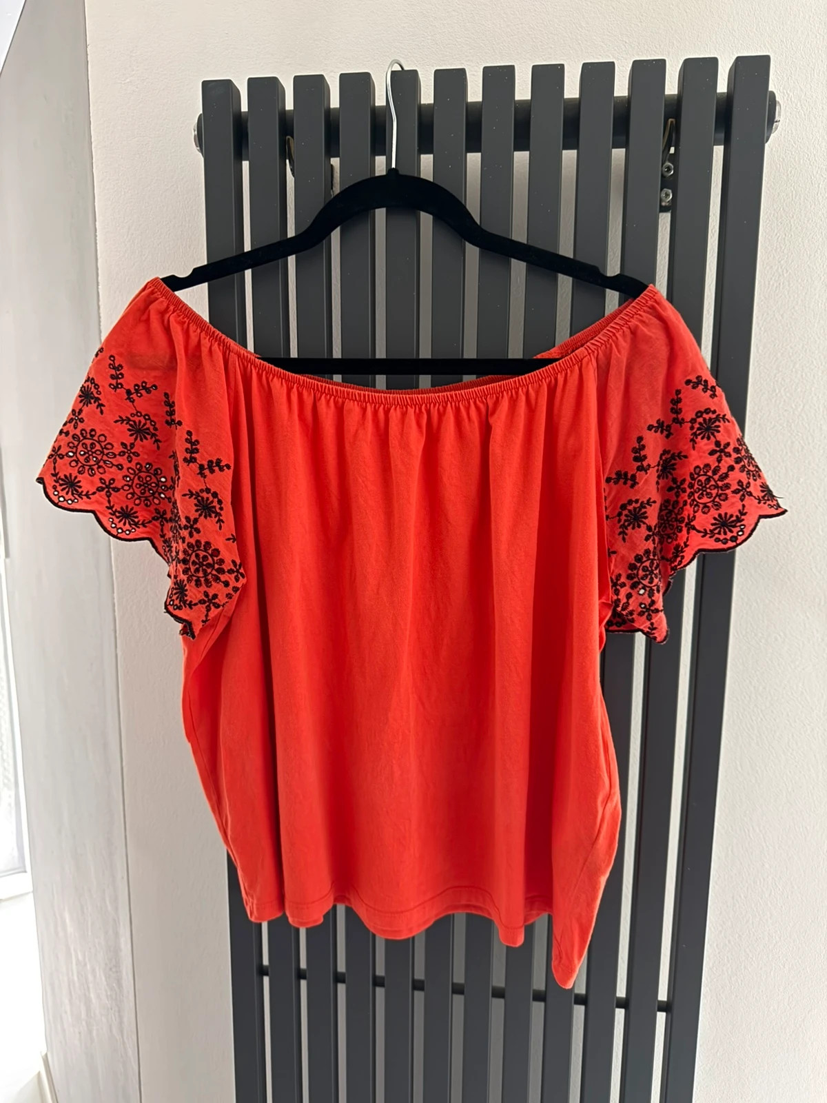 H&M hímzett off-the-shoulder (vállnélküli) felső - M méret 1
