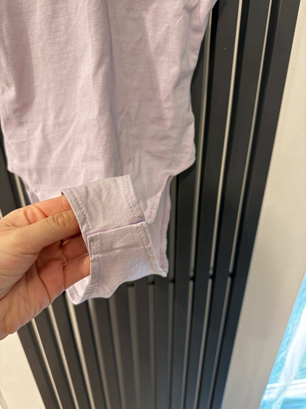 Cropp lila body hímzett szívekkel – XS méret 4