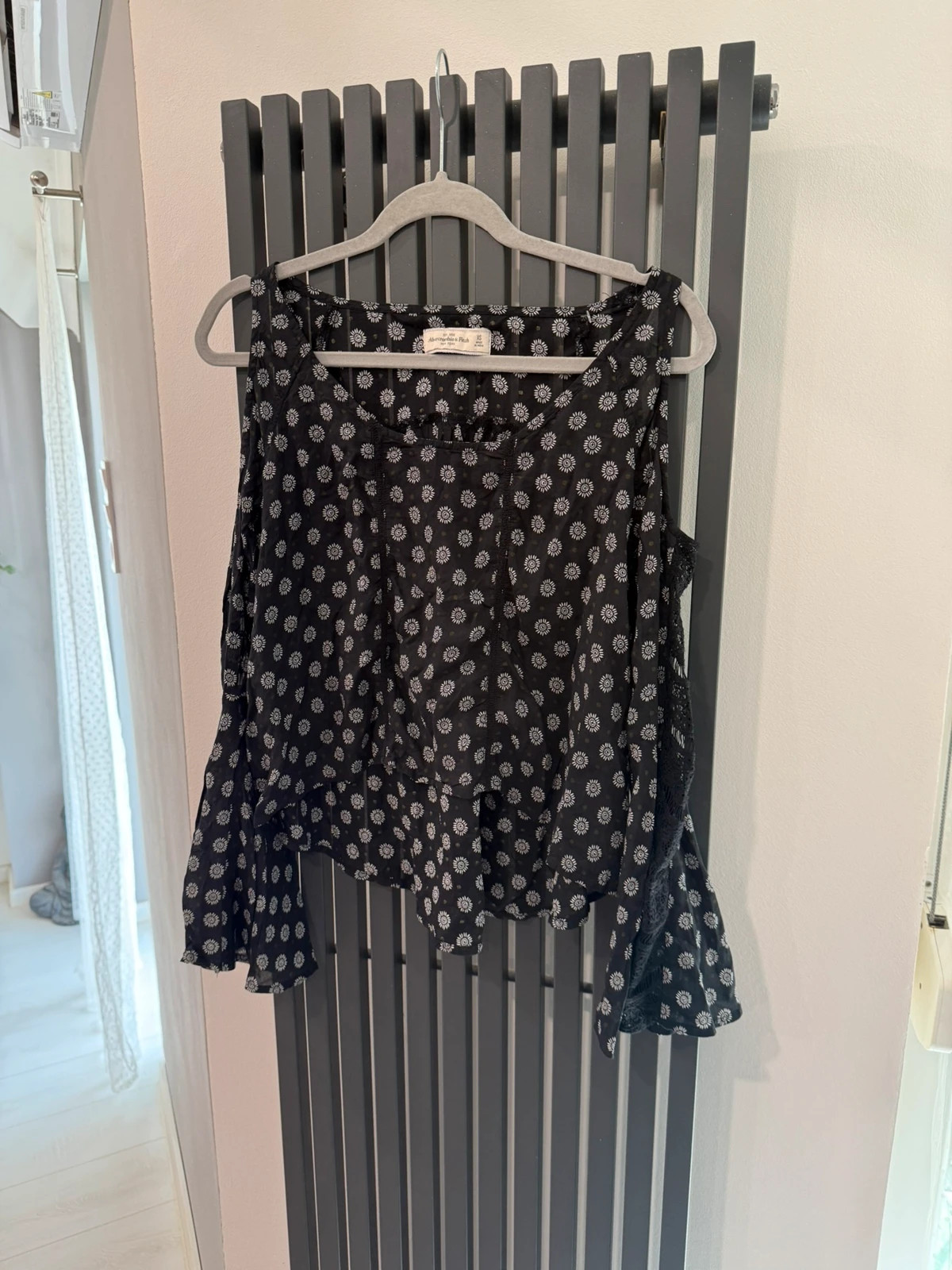 Abercrombie & Fitch virágos felső - XS méret 1