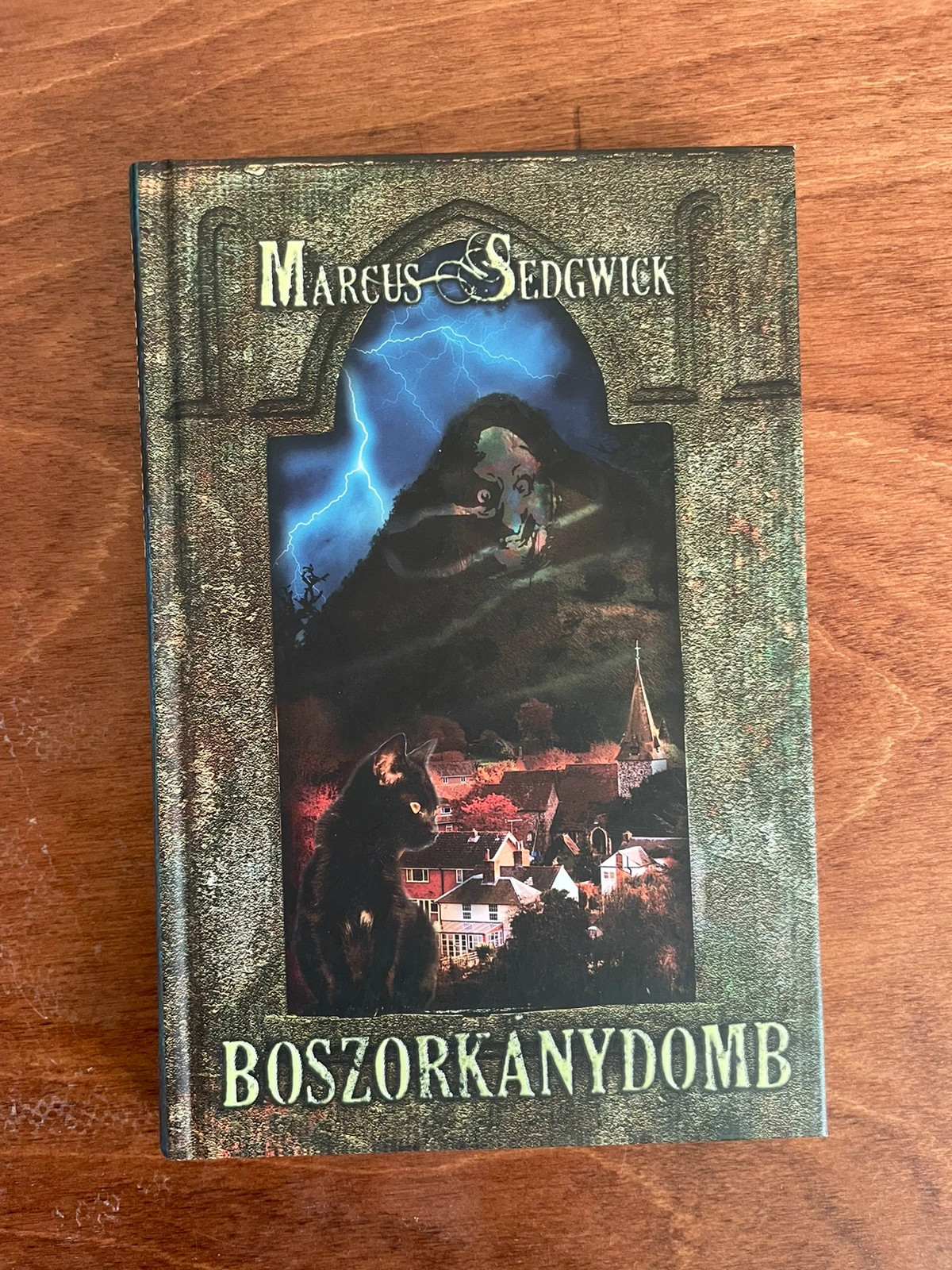 Marcus Sedgwick - Boszorkánydomb 1