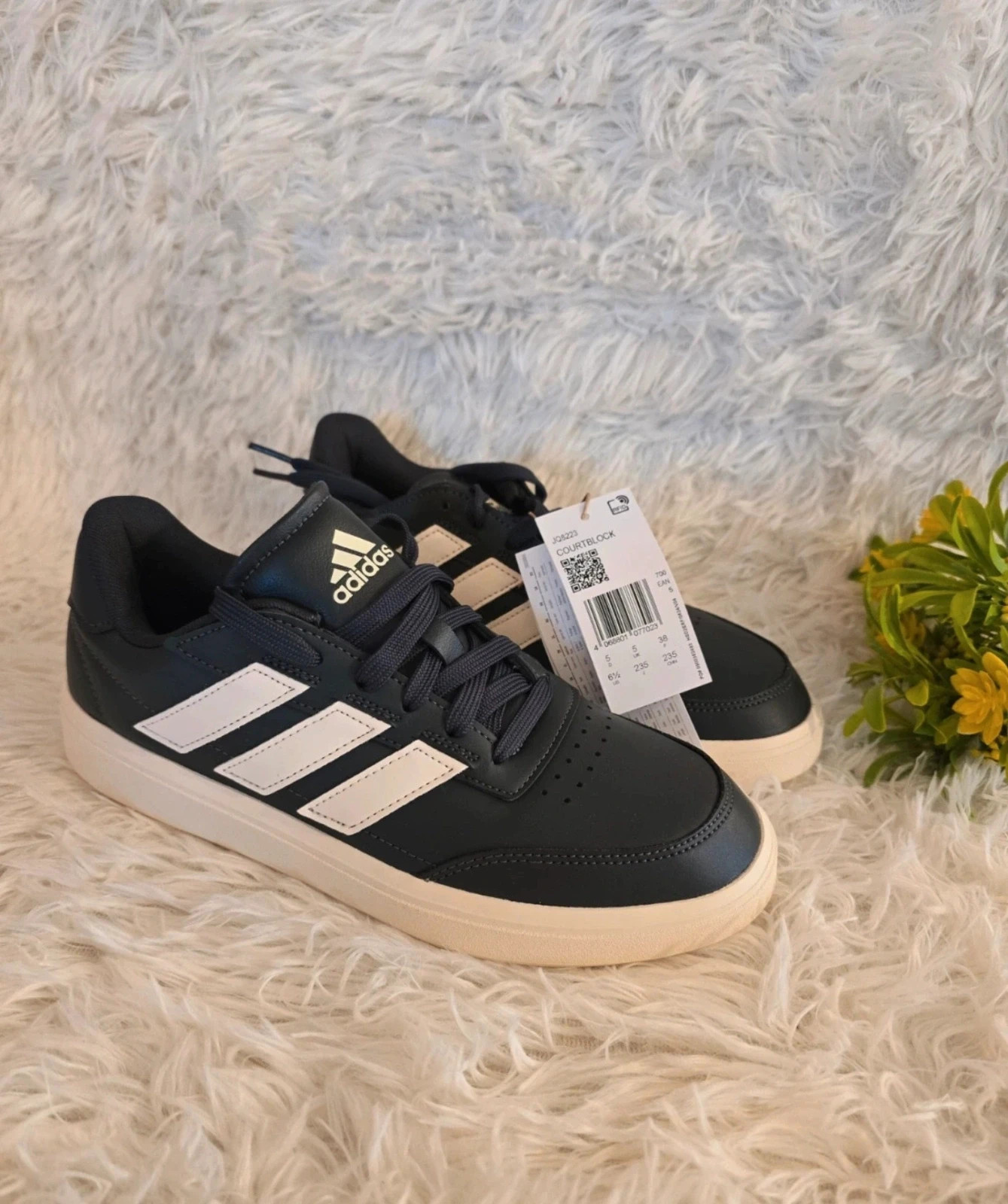 Eredeti fekete fehér Adidas női sportcipő – Új sosem viselt 38-as méretű 1