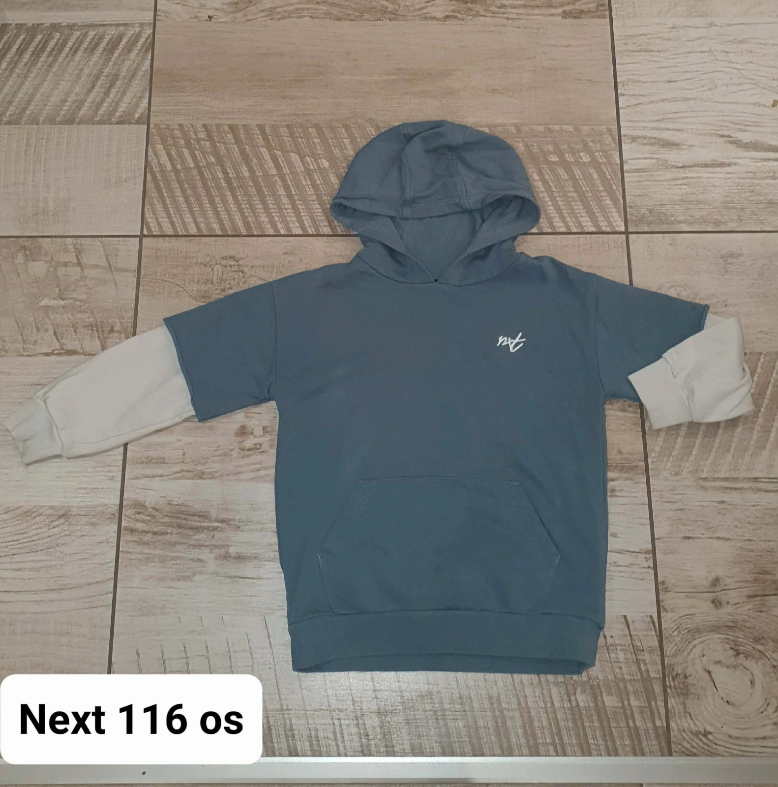 116 os Next pulcsi