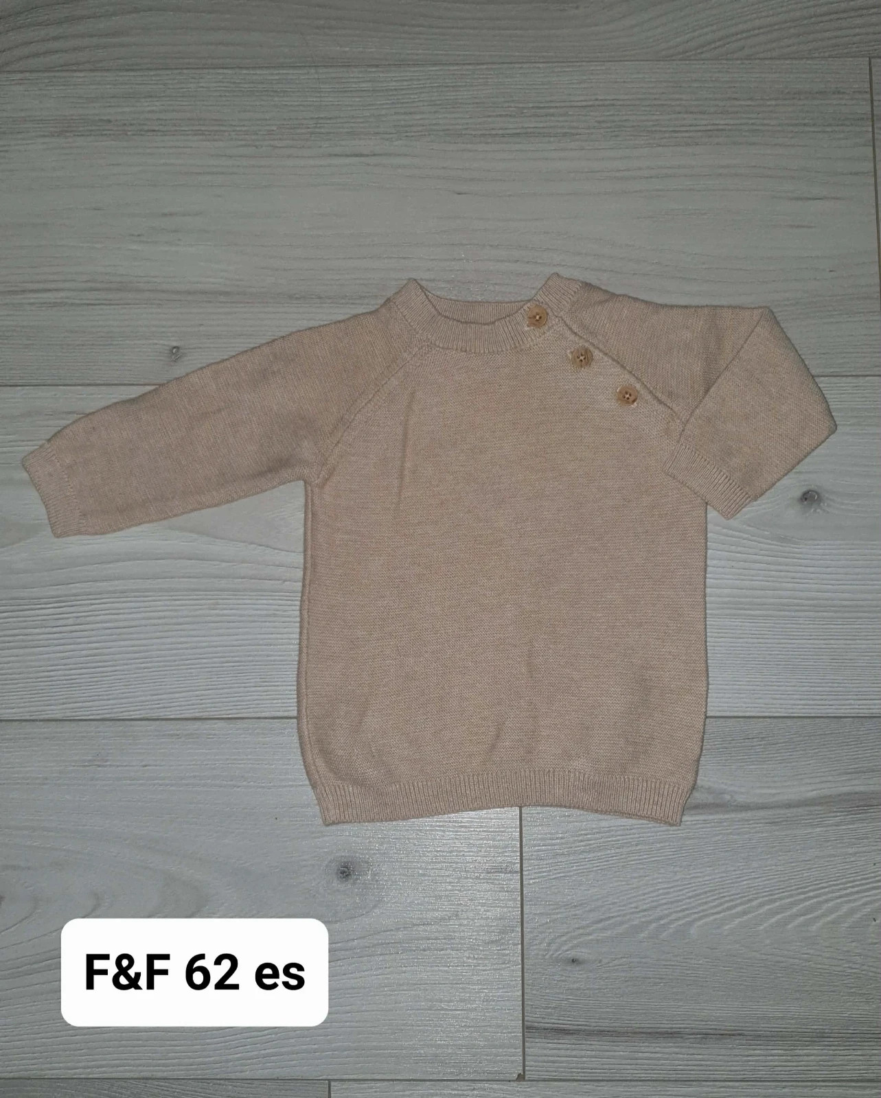 62 es pulcsi