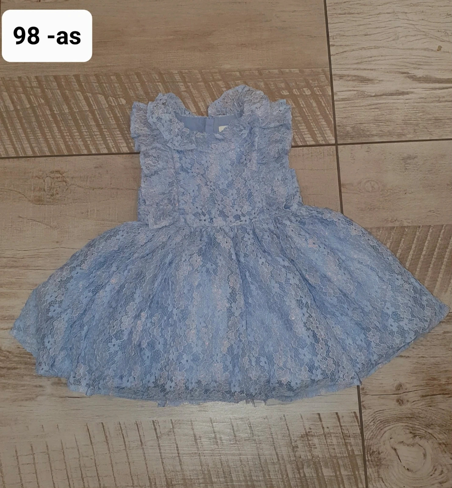 98-as gyönyörű ruha 🥰