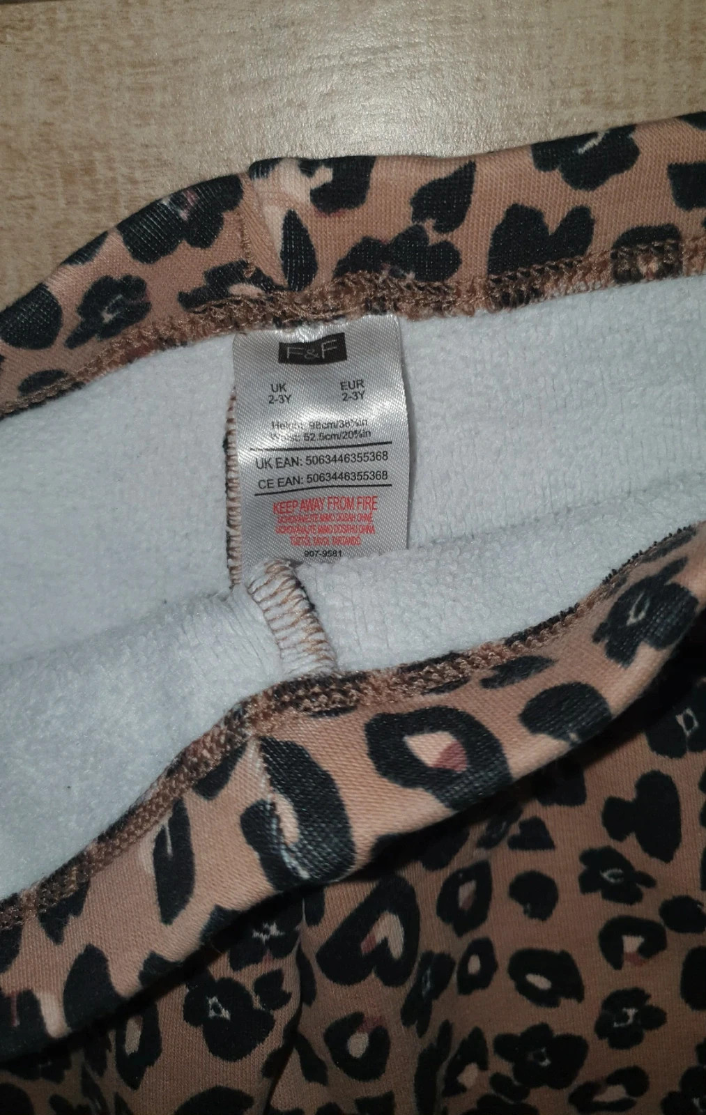 98 as bundás leggings 2