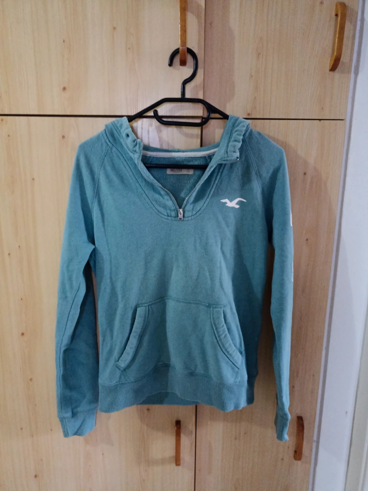 Hollister pulcsi 1