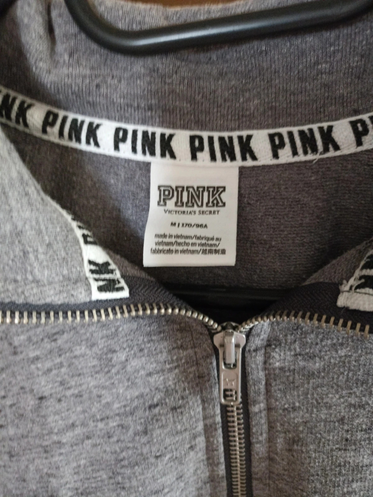 VS pink pulcsi 2