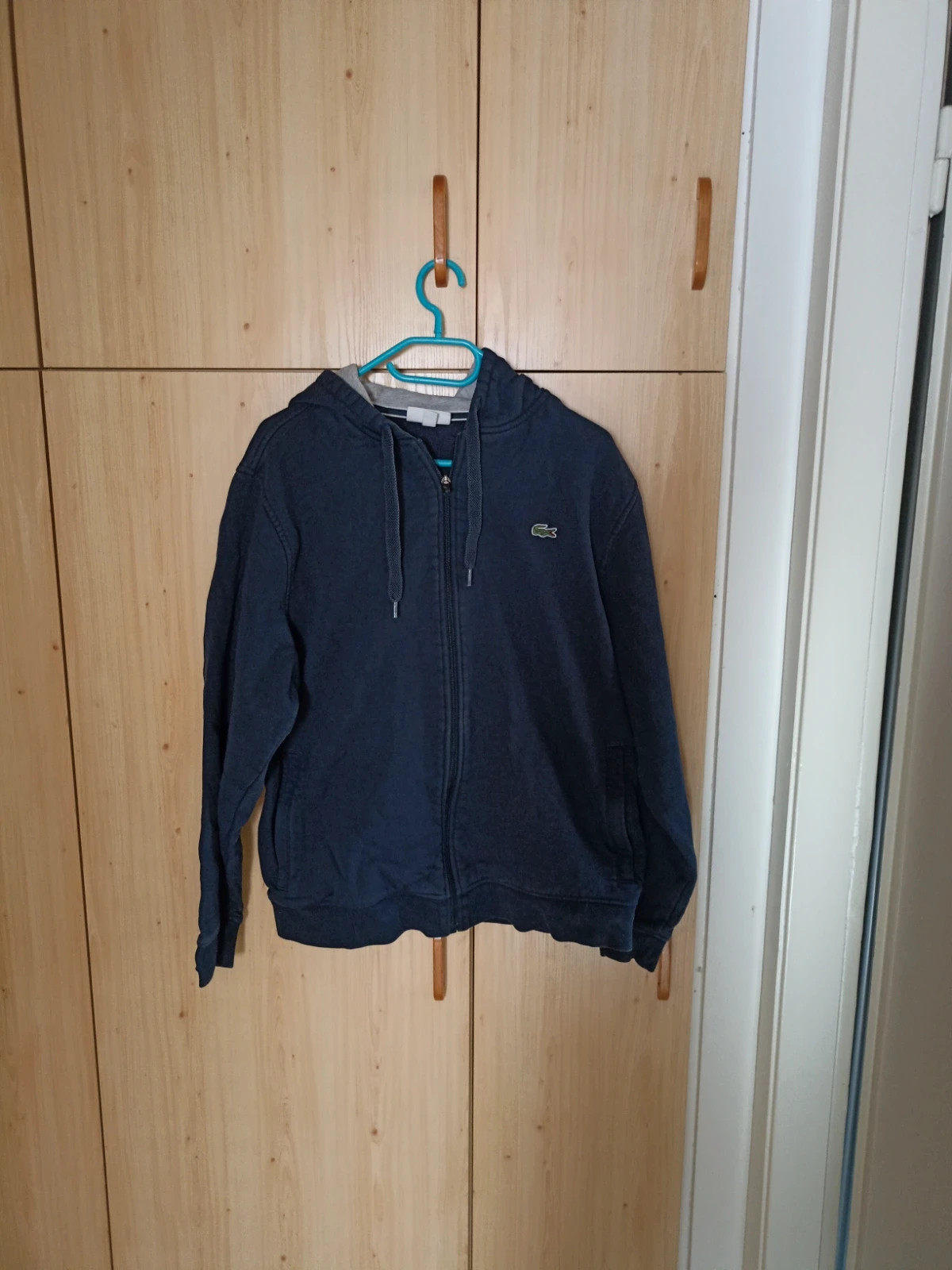 Lacoste pulcsi 1
