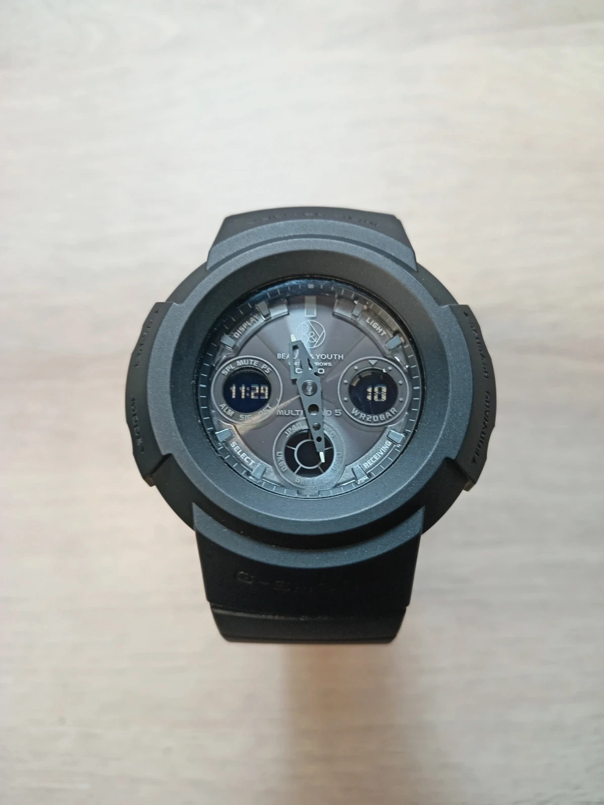 Casio G-shock AWG-M500BY 2