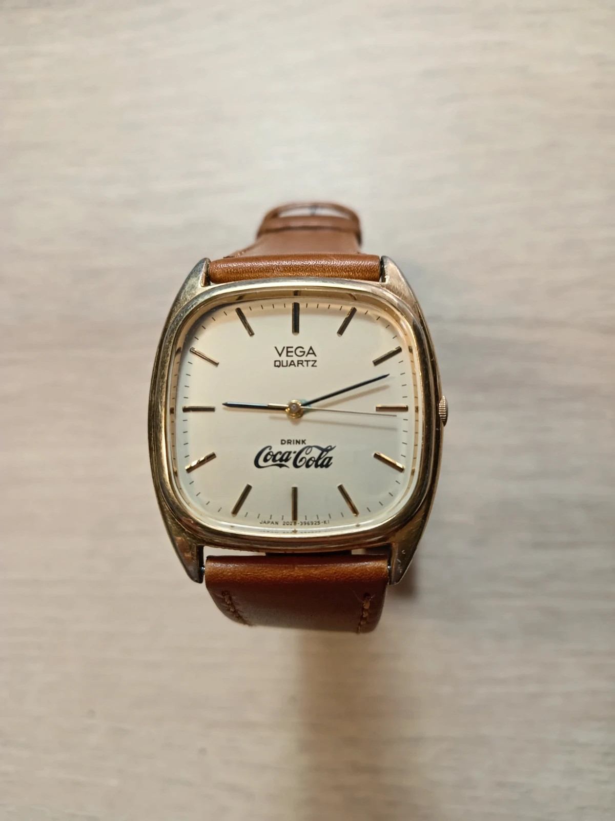Vega (citizen) quartz Coca-Cola 2