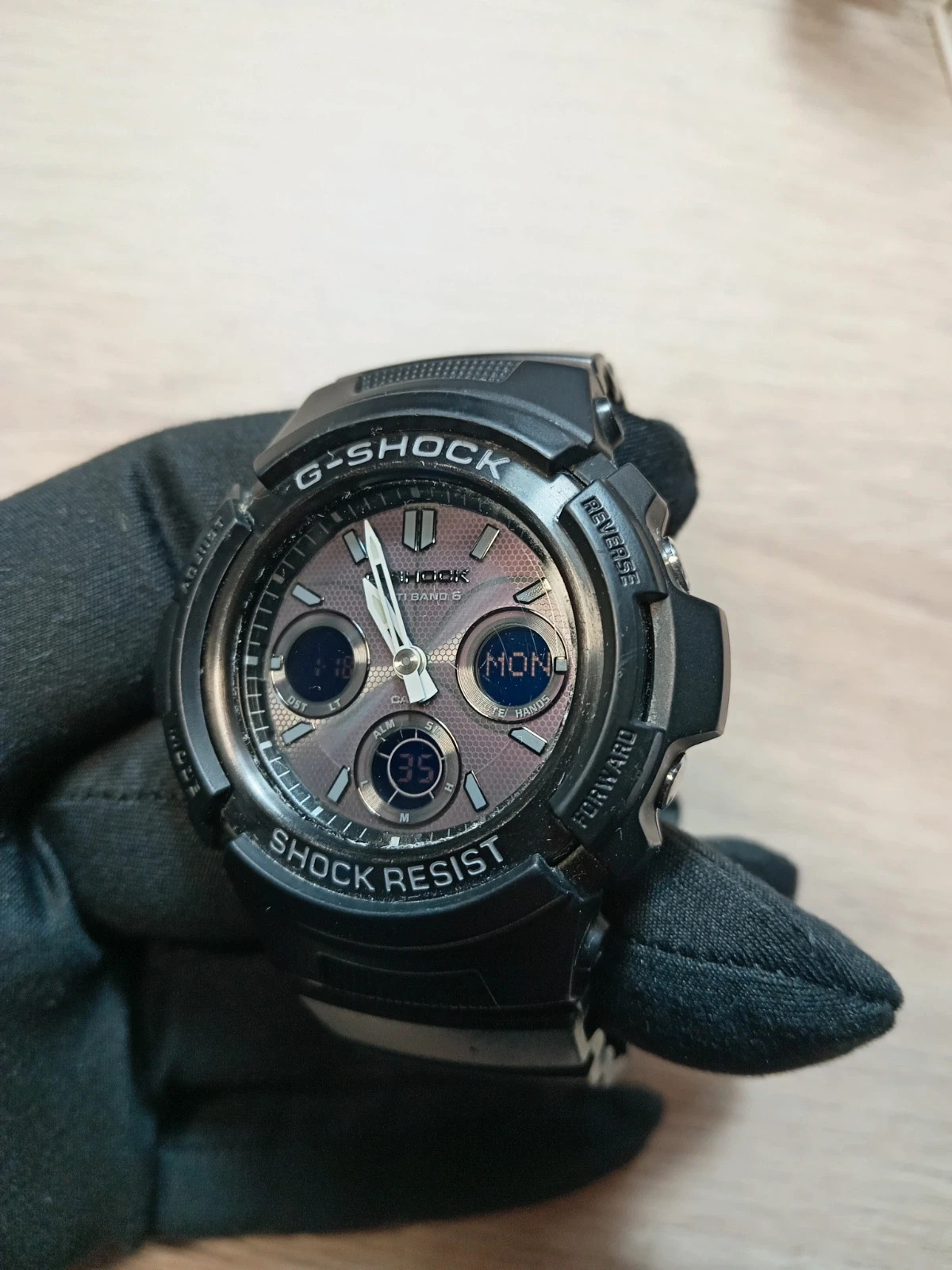Casio G-shock AWG-M100B-1AER 2