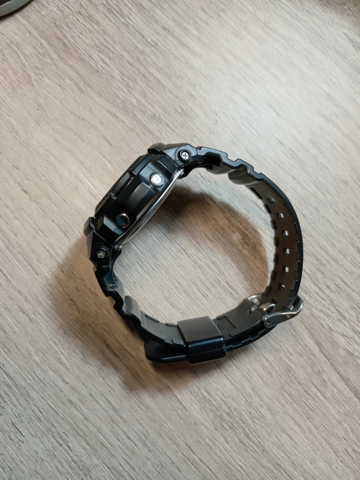 Casio G-shock AWG-M100B-1AER 4