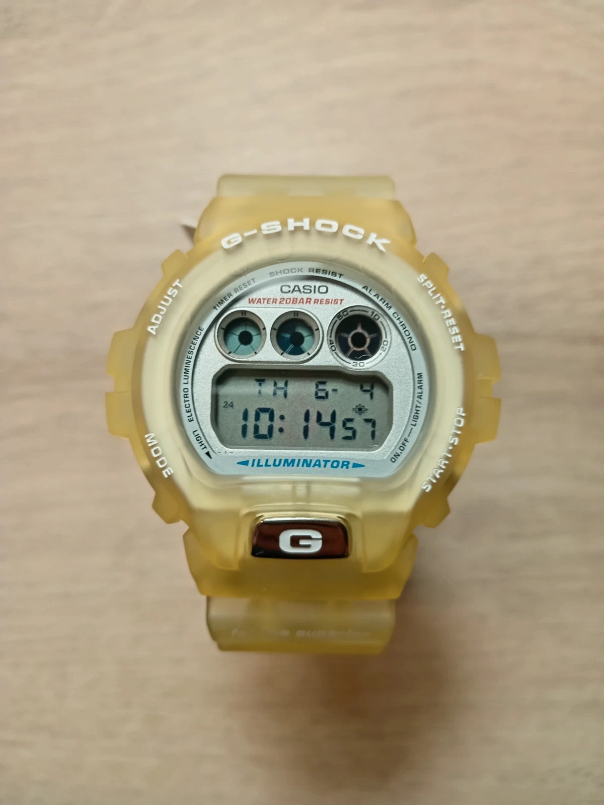Casio G-shock DW-6900WF 2
