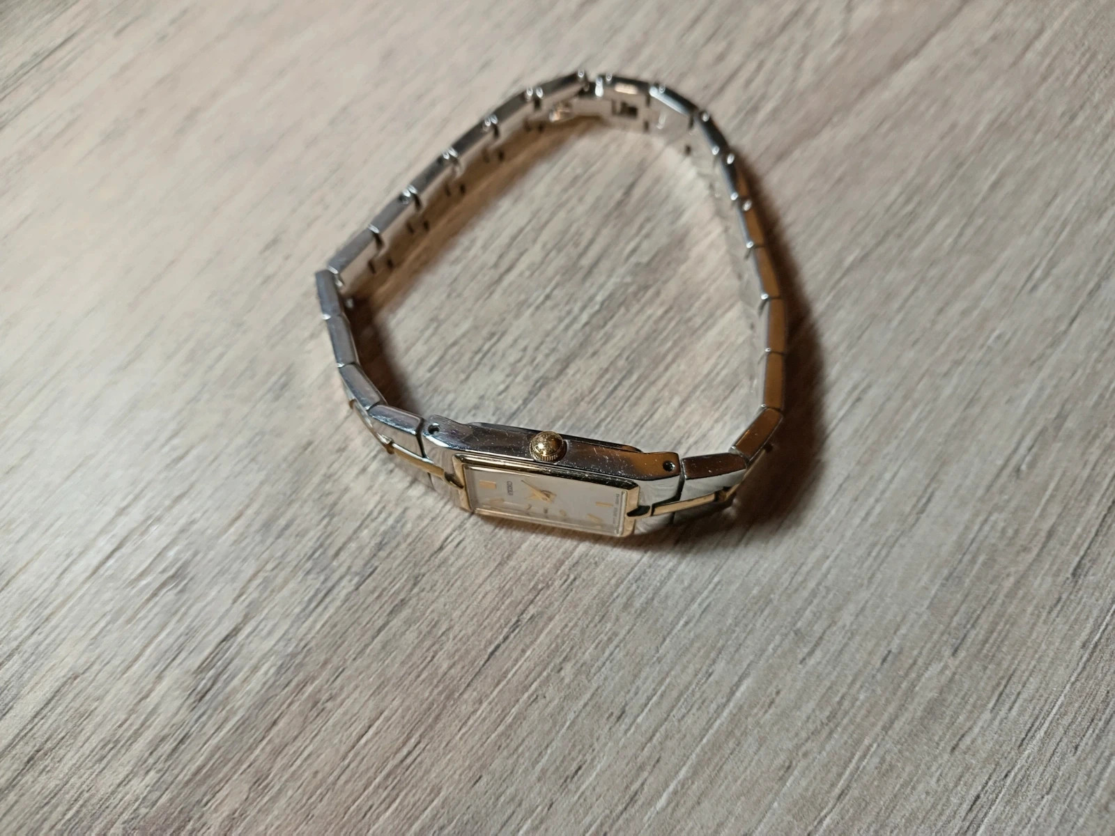 Seiko 2E20-0AY0 4