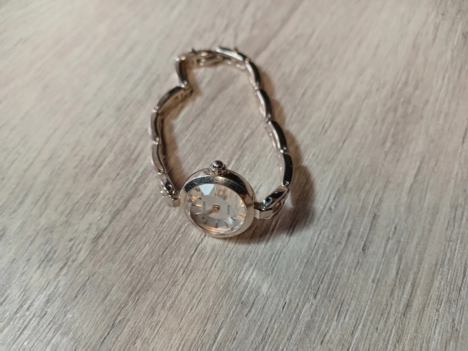 Citizen Cretia 5421-H24018 4