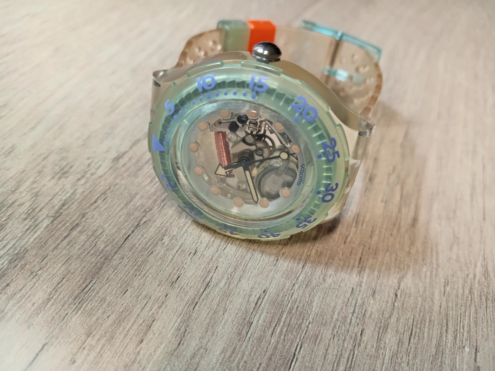 Swatch Scuba 200 'Jelly Bubbles' SDK104 3