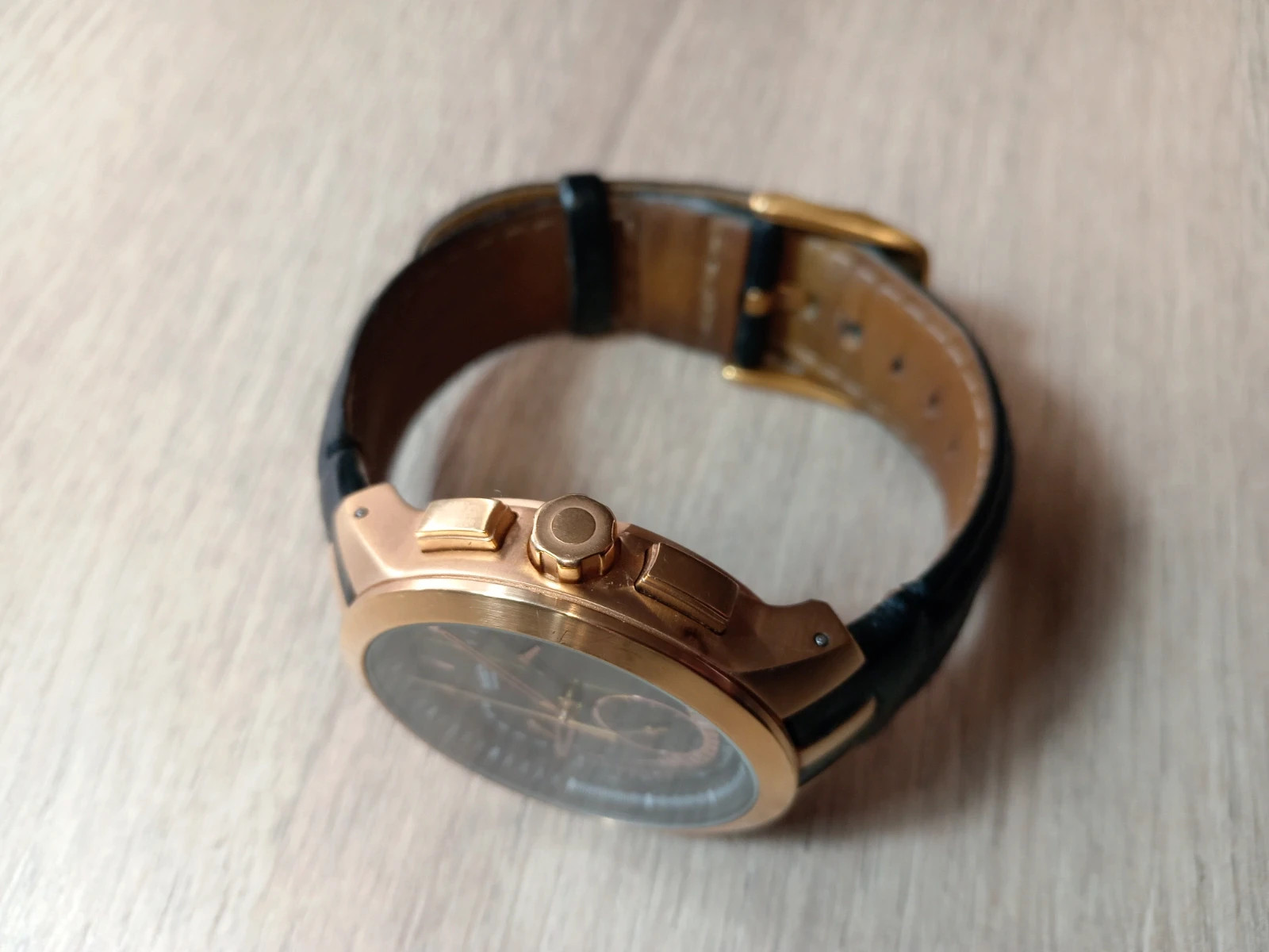 Swatch Irony Retrograde YRG400 4