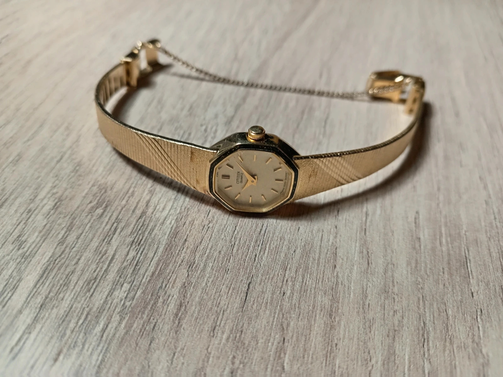 Citizen Quartz 3220-324579 2