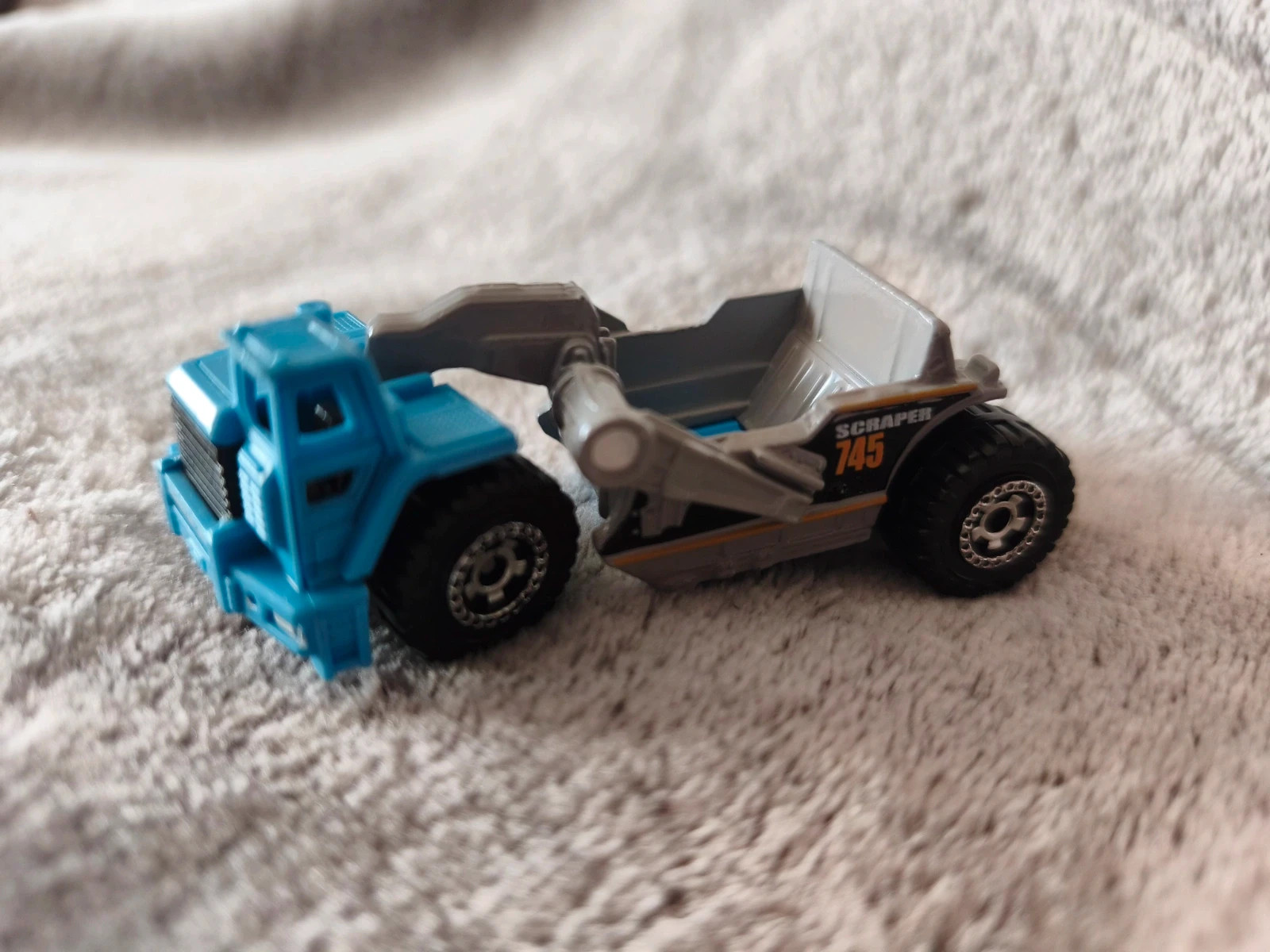 Scraper 745 1