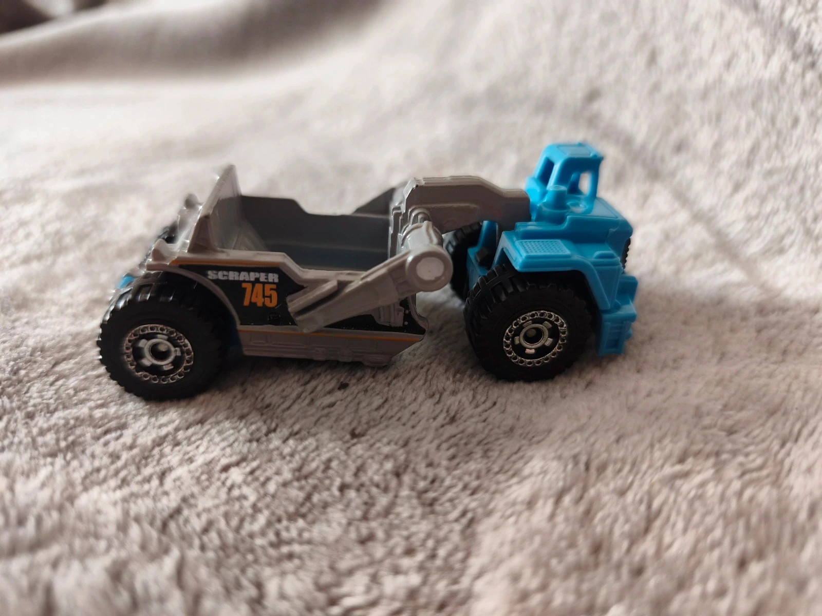 Scraper 745 3