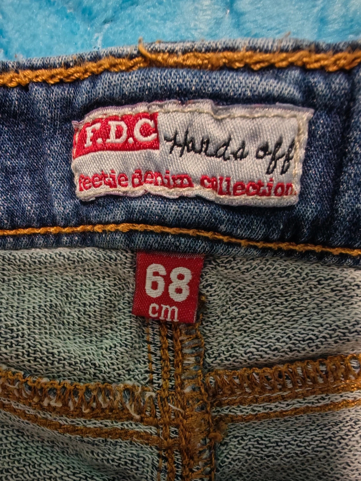 Sötétkék farmernadrág 68 3