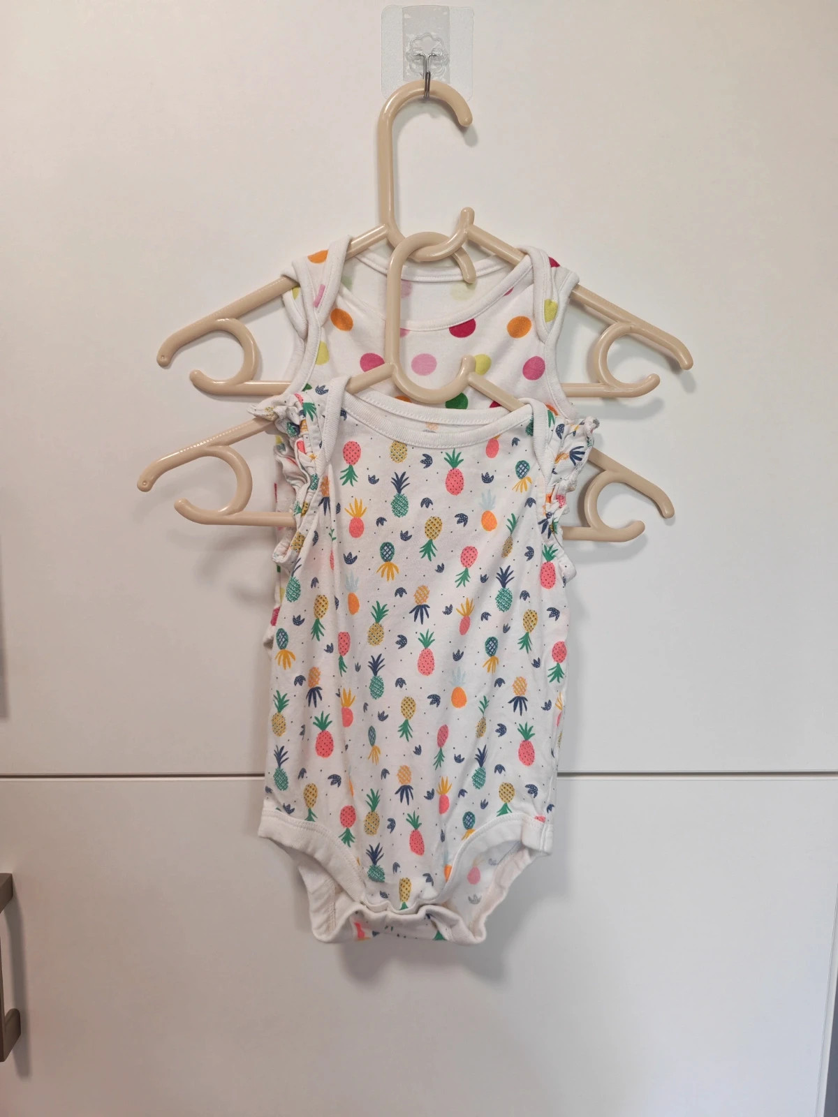 2db ujjatlan body 62,68 1