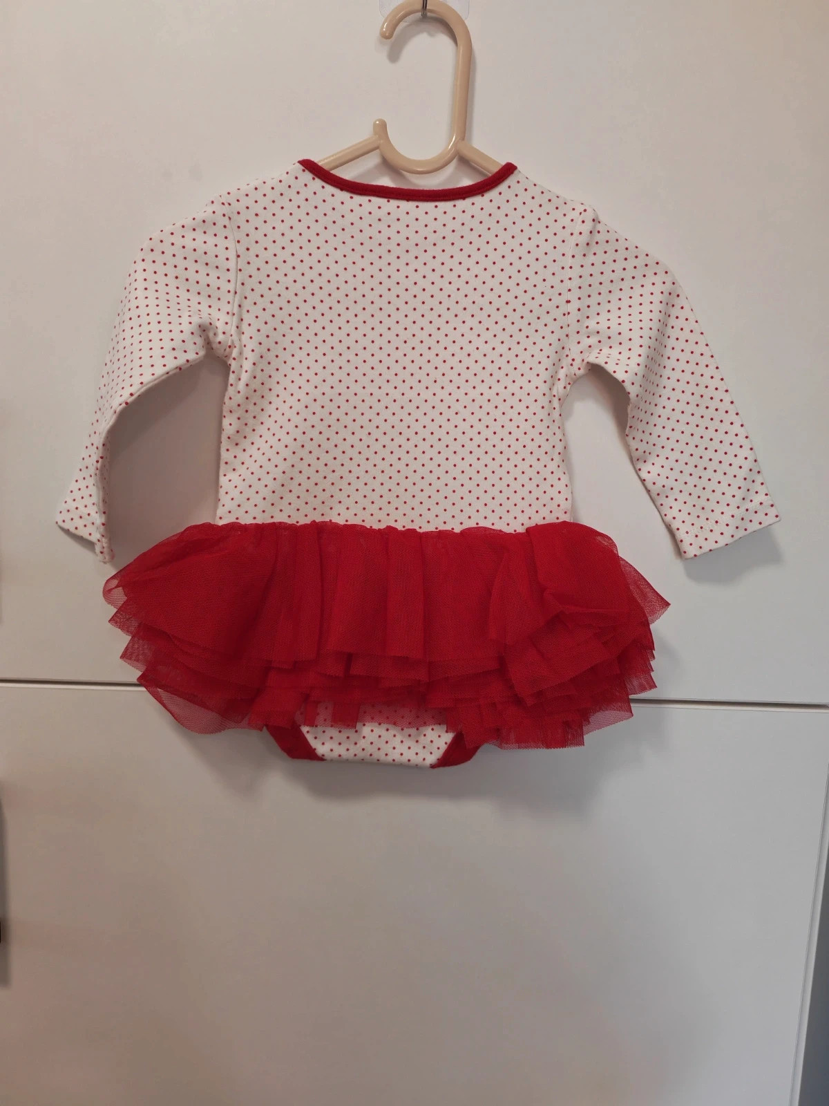 Tüllös piros body 68-74 2