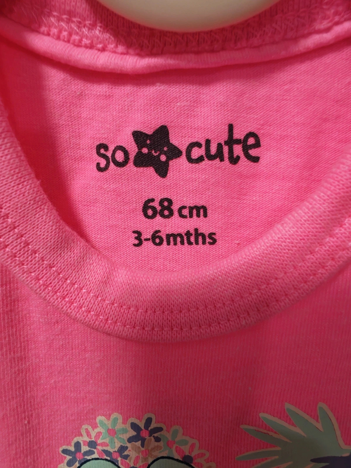 2db neon rózsaszín body 62,68 4