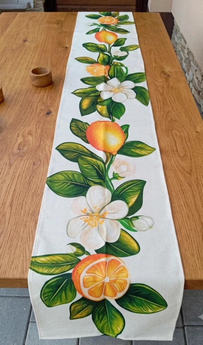 Narancsos futó terítő 180x33 1