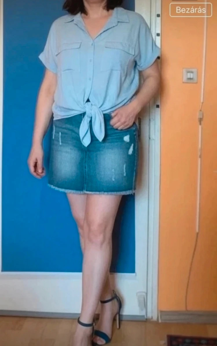 💙 Yessica világoskék női blúz – 100% viszkóz – EU 40 (M–L) 2