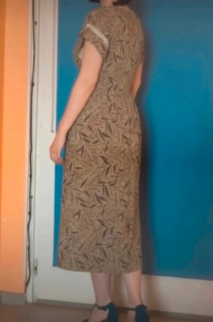 🍃Levélmintás midi ruha – rugalmas, kényelmes, L–XL méretre 4